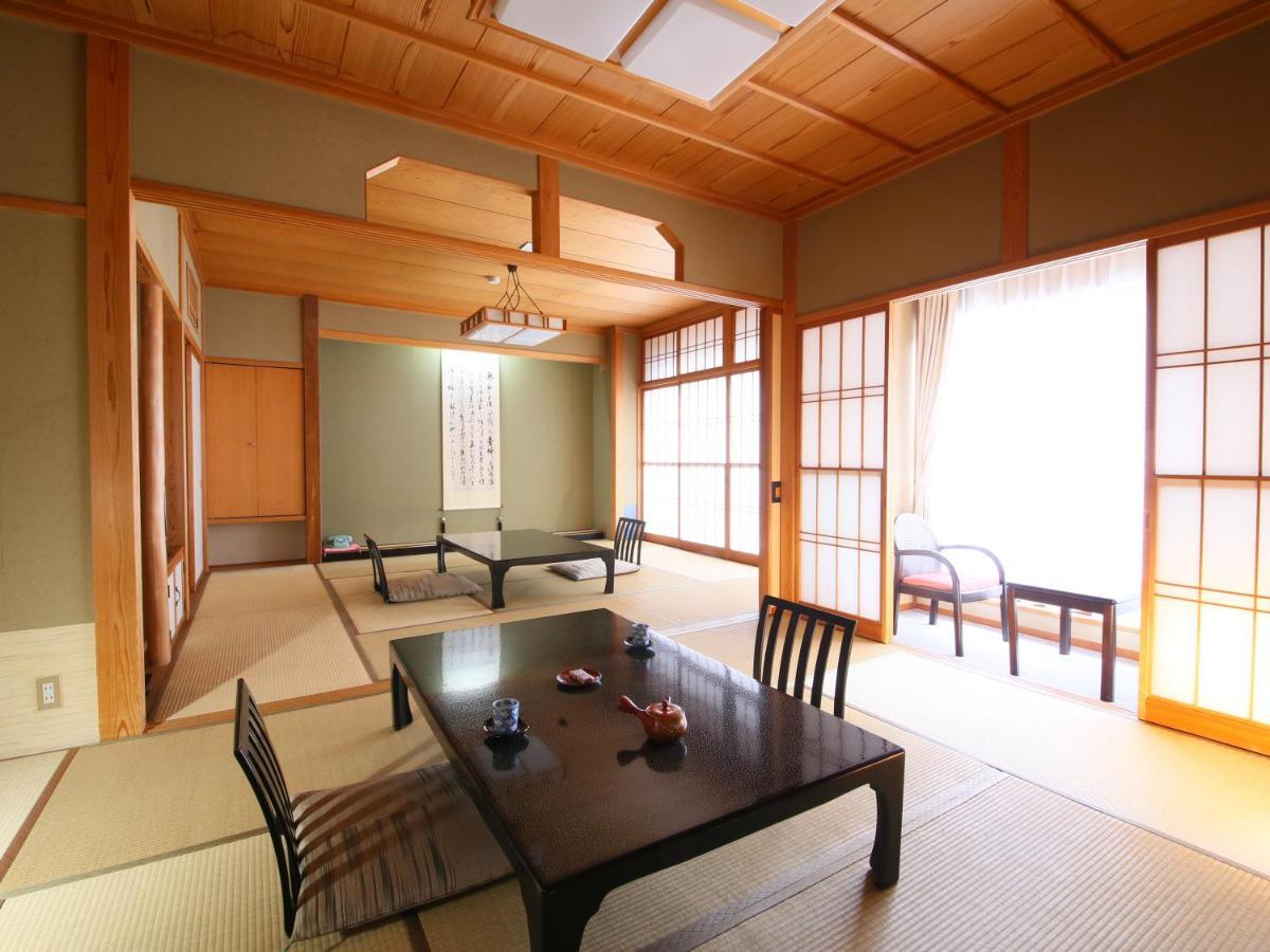 โอกิวารากัง Hotel Chikuma ภายนอก รูปภาพ